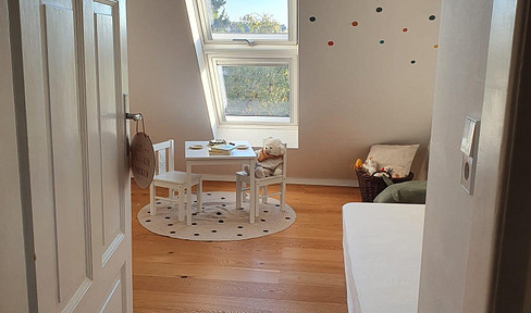 Rarität im Martinsviertel: Hochwertige Dachgeschosswohnung