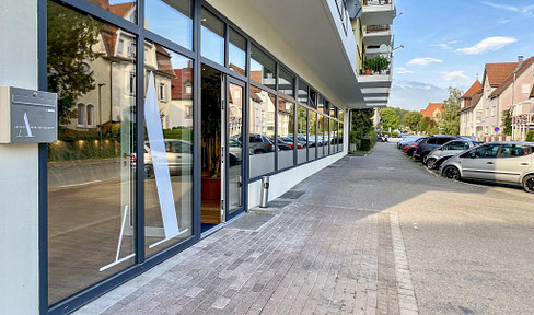 Office space, hairdressing salon, medical practice, or exhibition space available in a central location in Singen.