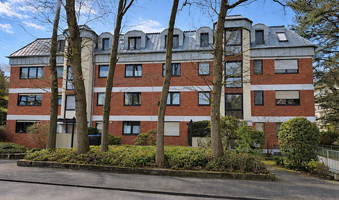 Fully furnished 2-room apartment with a terrace and parking space in a prestigious residential area.