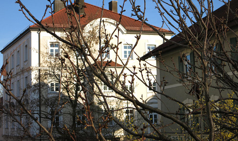 Munich-Pasing, near Stadtpark, quiet and central location, offered privately, no commission fees.