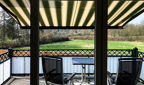 Stilvolle 3-Zimmer-Wohnung mit Balkon, Carport & Top-Energieeffizienz in 25451 Quickborn