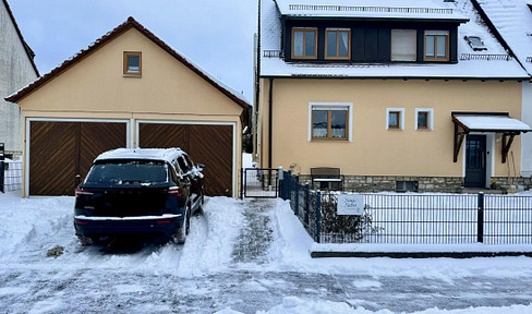 Provisionsfreie Doppelhaushälfte in wunderschöner Lage