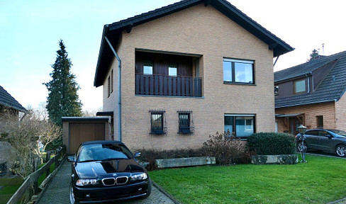 Detached single-family house on a large, south-facing plot of land, located in Horbach, Aachen.