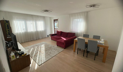 Möbilierte 3-Zimmer Wohnung mit Balkon