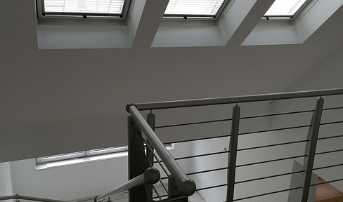 Bright and modern 4-room apartment with 130 m² - First occupancy after a complete renovation.