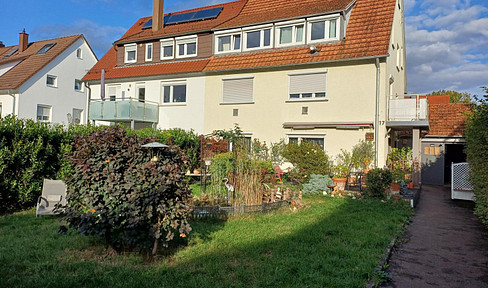 Multi-generational house with a large garden in Stuttgart-Weilimdorf.