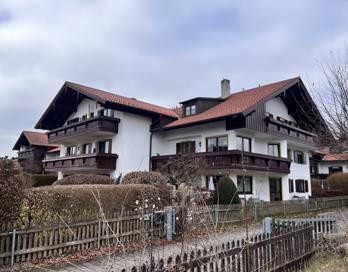 Family-friendly 4-room apartment in Bernau am Chiemsee.