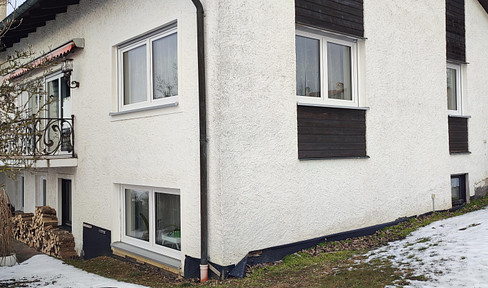 Ein- oder Zweifamlienhaus Anwesen mit großem Grundstück