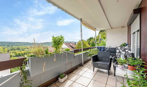 WOW! Helle 4-Zi.-Wohnung mit Südbalkon, 12km Weitblick & Einzelgarage in Toplage - OHNE MAKLER