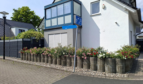 Viel Platz für Familie & Mehrgenerationen – Haus mit Einliegerwohnung in Werl (59457)