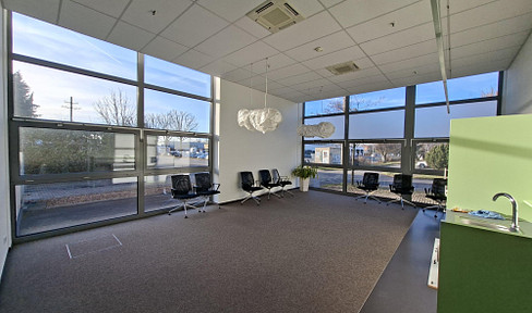 Hochwertige Büro-Einheit (370 m²) im Gewerbegebiet Rebgarten in Weil am Rhein
