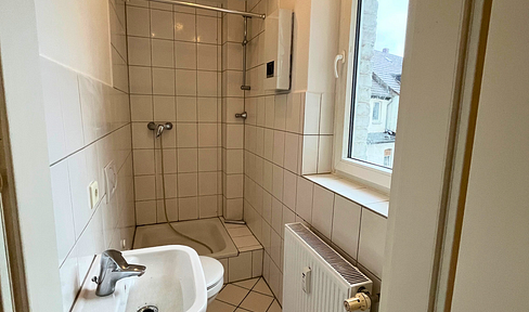 Gemütliche, renovierte 2-Zimmer-Wohnung 44 m² – Krefeld, Hülser Straße