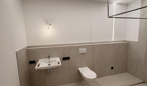 Barrierefreie, kernsanierte EG-Wohnung mit ca. 20 m² Terrasse – offenes Wohnkonzept in Oppenheim