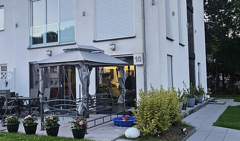 Spacious living – Enjoy luxury – right next to the park.