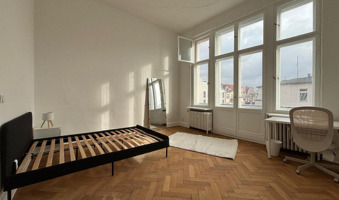 New shared apartment available at Bayerischer Platz – fully furnished.