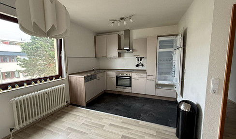 in angenehmer, ruhiger Wohnlage - gepfl. 2 ZW mit 51qm Wfl. - EBK, Balkon uvm.