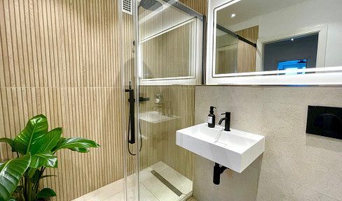 PROVISIONSFREI: Sanierter Wohntraum mit 9. OG Fernblick & Balkon - Einziehen & Wohlfühlen