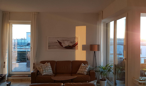 Bright and airy apartment with a rooftop terrace in the Candis district.