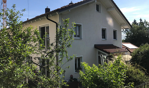 Familenfreundliche DHH. an ruhiger grüner Ortsrandlage