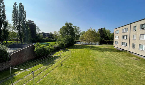 Excellent building plot in a quiet location.