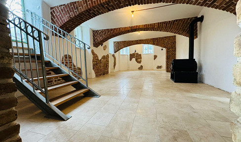 Stilvolles Jugendstil Atelier im Industrial Design