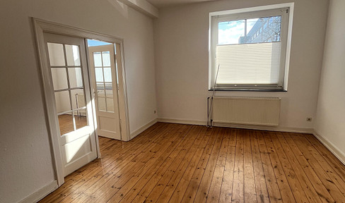 Apartment for rent: 3 rooms, kitchen, bathroom, 75 square meters, near Johannesstift.