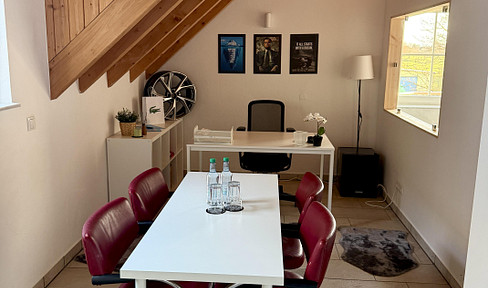 220 sqm office / practice / yoga studio / fitness space, "Fit for business": receive up to 3 months' rent free! Read more.