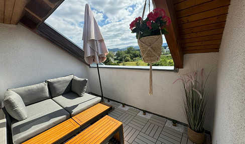 Stylish 3.5-room maisonette apartment with a rooftop loggia – 94 m² – renovated (2024) – private sale.