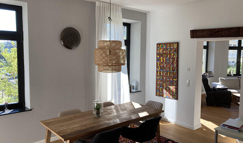 Helle,  geräumige und kernsanierte 4-Zimmer Altbauwohnung in Düsseldorf-Golzheim