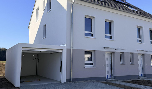 First occupancy in a green setting – Modern detached house with 5 rooms and a view of the forest – Perfect for families.