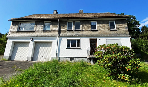 Detached house for sale in Schmallenberg-Gleidorf, bidding accepted.