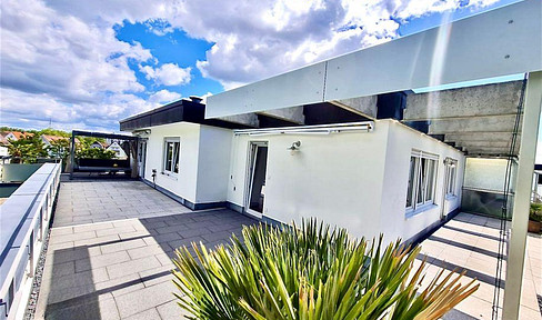 Exclusive Penthouse with 80 m2 Terrace, Friedrichshafen, Lake Constance.