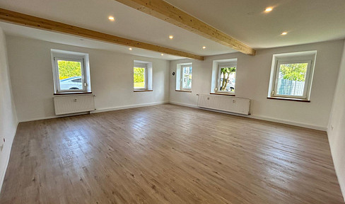 Wunderschöne und helle 3‑Zimmer‑Wohnung im Erdgeschoss – 117 m² – Außernzell