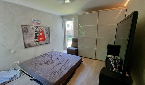 New apartment for sale in Lichtenberg – with design features – High floor with south-facing balcony.