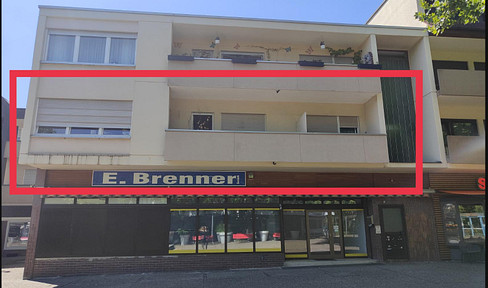 Attractive 4-room apartment with balcony in a prime location.