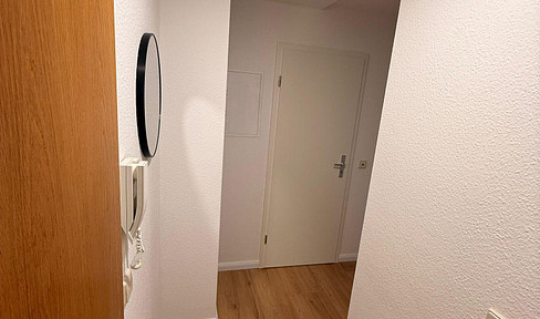 Wohnen mit Neckarblick – Moderne, möblierte Wohnung mit Terrasse & TG-Stellplatz