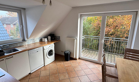 Elbgaustr. 79B, 1st floor.