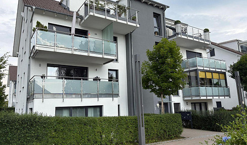 Barr.freie 3 Zi-EG-Wohnung mit großem Garten inkl. TG (prov.frei)