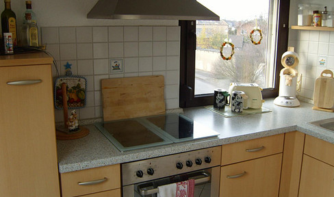 Modern eingerichtete Wohnung (mit Möbeln) und Einbauküche (Köln/Bonn), Gartennutzung