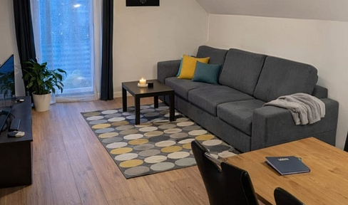 Excellent attic apartment with 3 rooms, conveniently located near the city center.