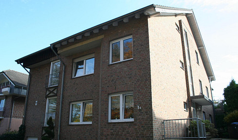 Moderne DG-Wohnung mit Balkon im Broichtal