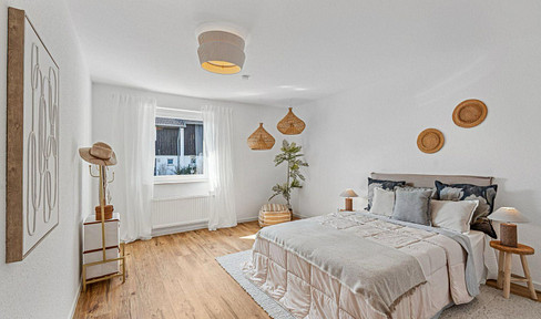 Move in immediately - modernized terraced house - no commission fees.