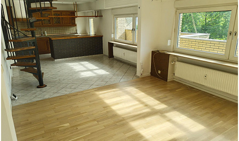 Modernisierte 80qm + 22qm Dach Masionette Wohnung in 40668 Meerbusch Lank EBK/Wärmepumpe/Solar