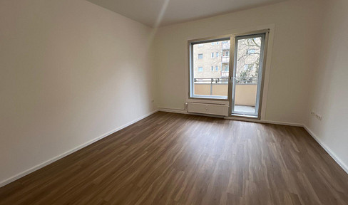 Future-proof investment: Small 3-room apartment with balcony, district heating.