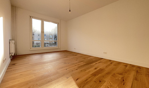 PROVISIONSFREI: Hochwertig sanierte 3 Zi. Whg. in Mitte | Nahe Alex & Volkspark Friedrichshain