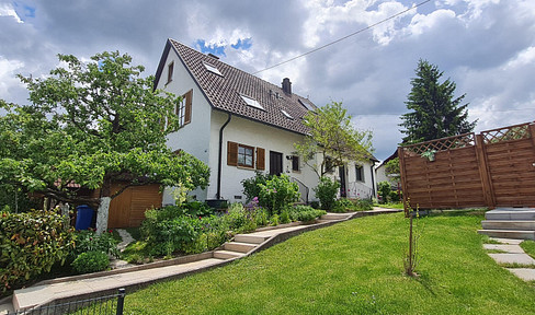 Semi-detached house, perfect for a family.