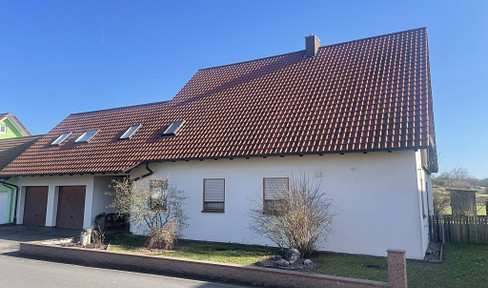 Zweifamilienhaus mit Sauna & Traumgarten – Viel Platz in ruhiger Ortsrandlage