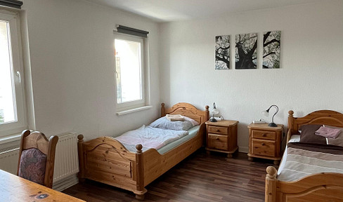Helle 2,5-Zimmer-Wohnung mit Balkon & EBK in Essen-Holsterhausen