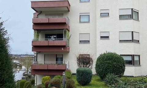 Böblingen - Newly renovated 2-room apartment with terrace, fitted kitchen, and underground parking.