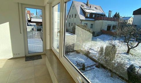 Erstbezug nach Sanierung 2 + 1 Zimmer - Ideal für Homeoffice